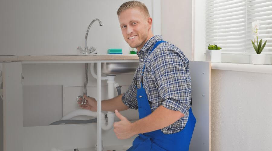 24/7 Plumbing Response in Center Line, MI